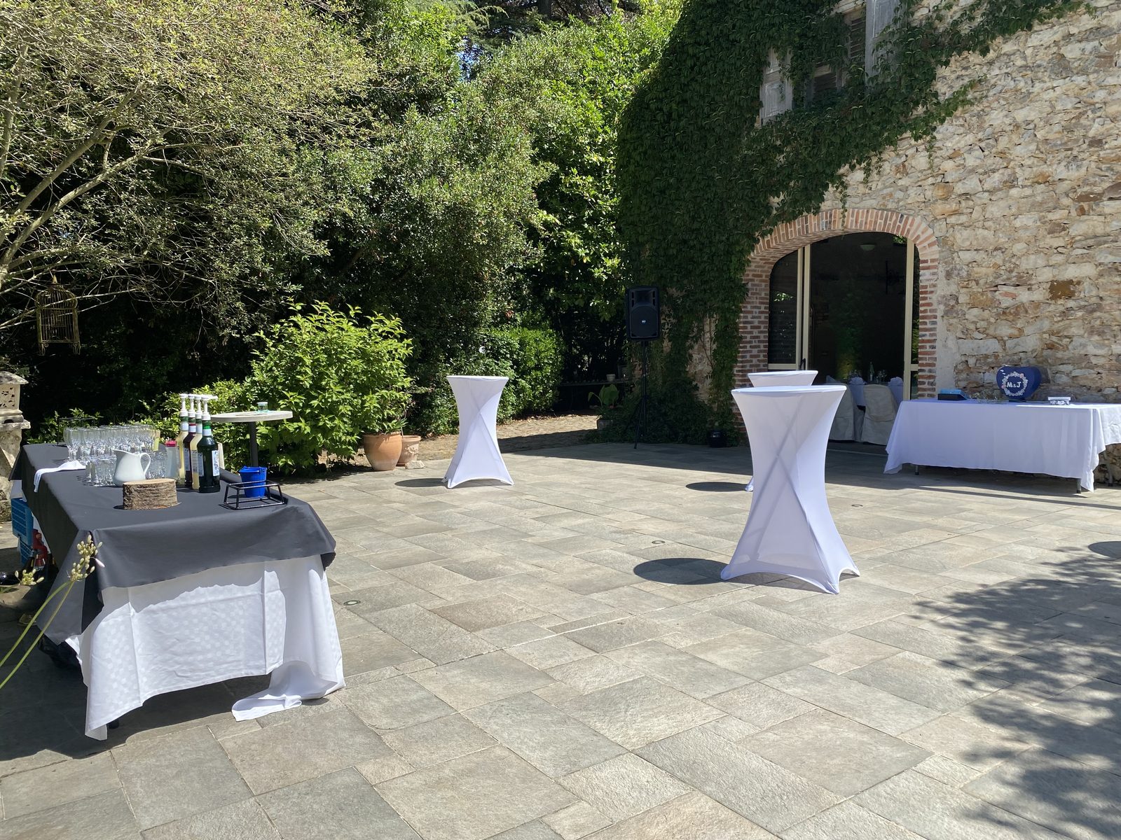 Cocktail reception on the terrace
